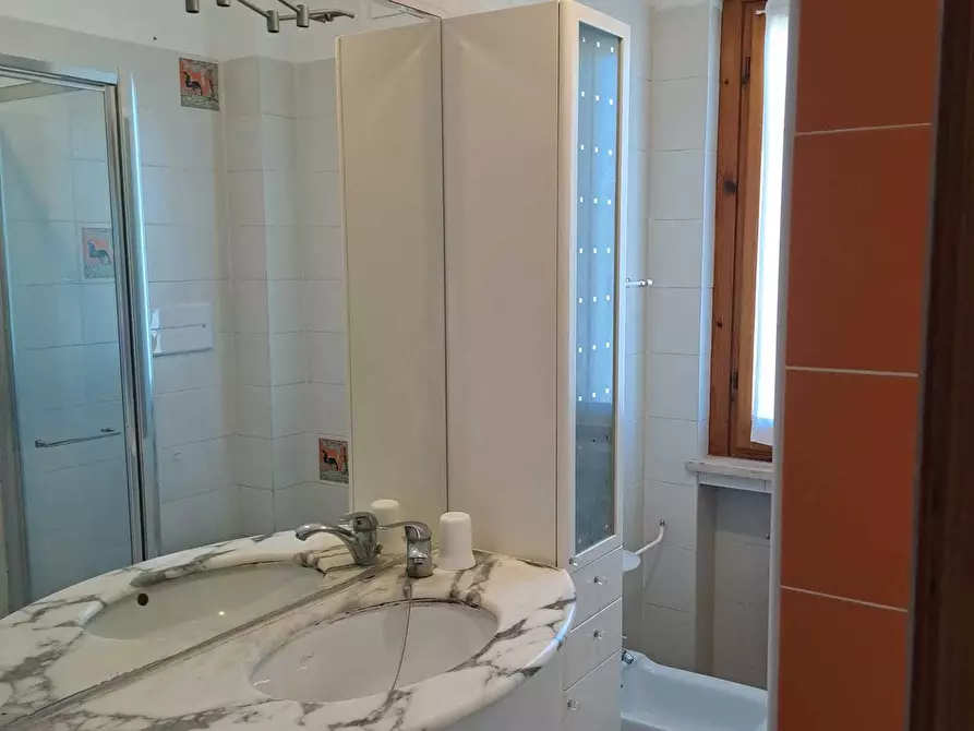 Immagine 10 di Trilocale in vendita  a Silvi