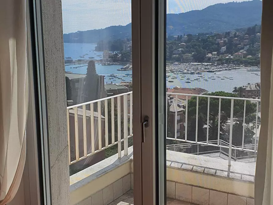 Immagine 19 di Attico in vendita  a Rapallo