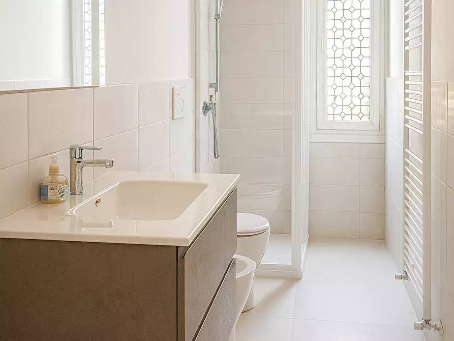 Immagine 14 di Quadrilocale in affitto  a Rapallo