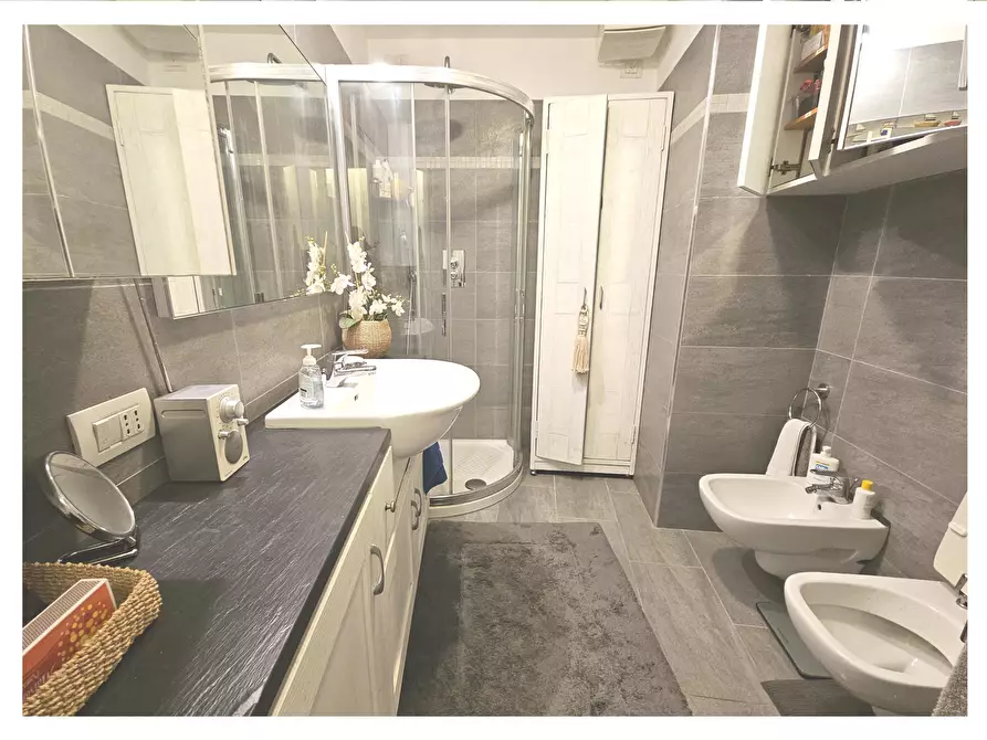 Immagine 20 di Trilocale in vendita  a Zoagli