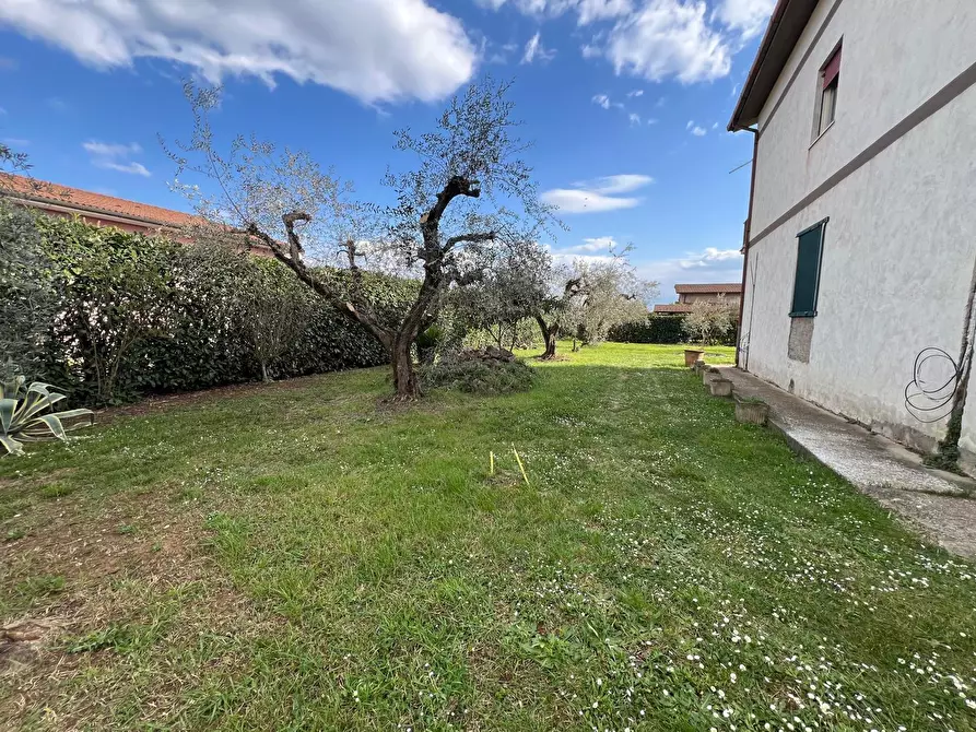 Immagine 21 di Villa in vendita  a Fiano Romano