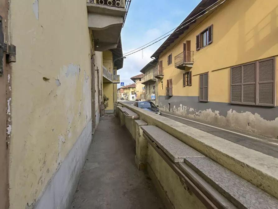 Immagine 8 di Porzione di casa in vendita  in via salvatore mura 18 a Front