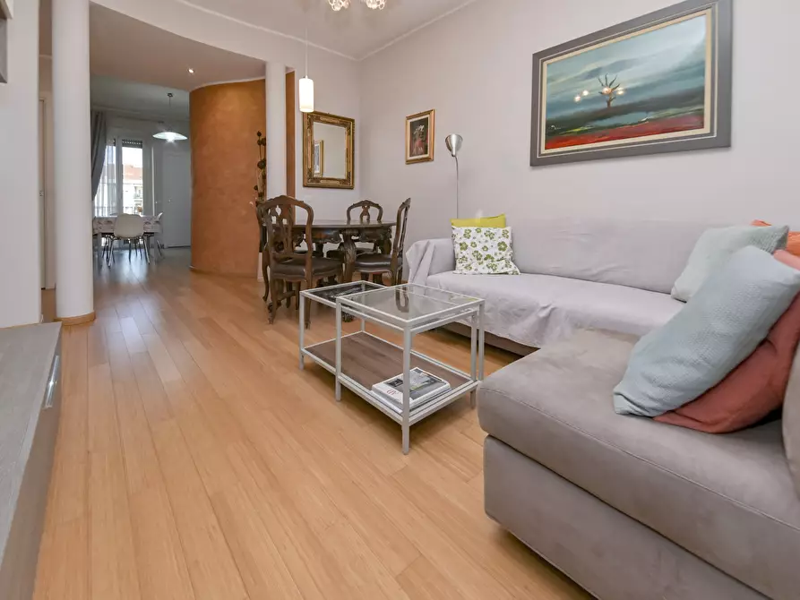 Immagine 22 di Quadrilocale in vendita  in via trecate 15 a Torino