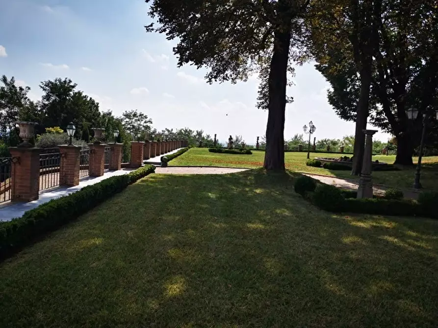 Immagine 17 di Villa in vendita  a Moncalieri