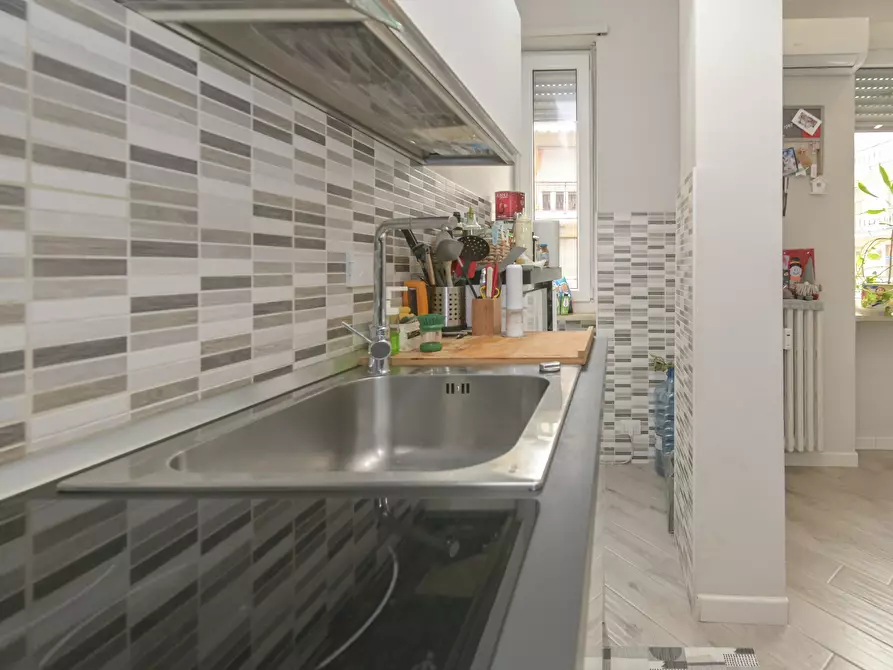 Immagine 21 di Bilocale in vendita  in via umberto giordano 8 a Nichelino