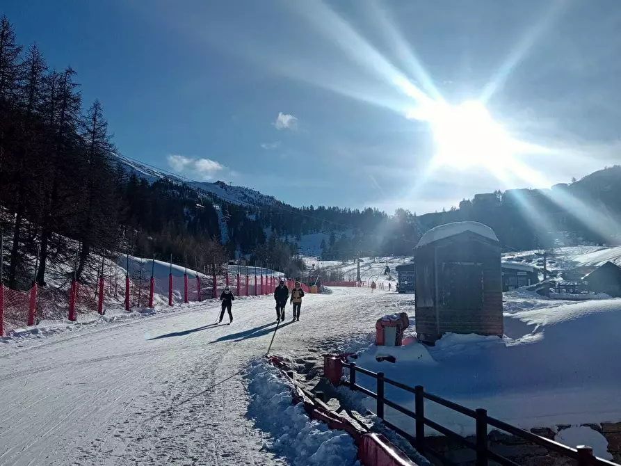 Immagine 30 di Trilocale in vendita  in Via del Colle 5252 a Sestriere