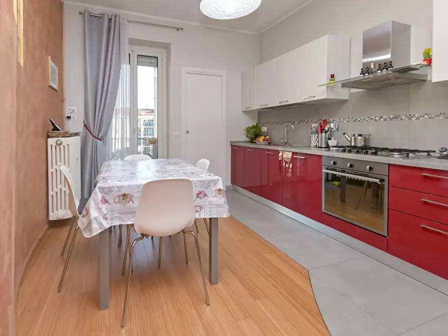 Immagine 11 di Quadrilocale in vendita  in via trecate 15 a Torino