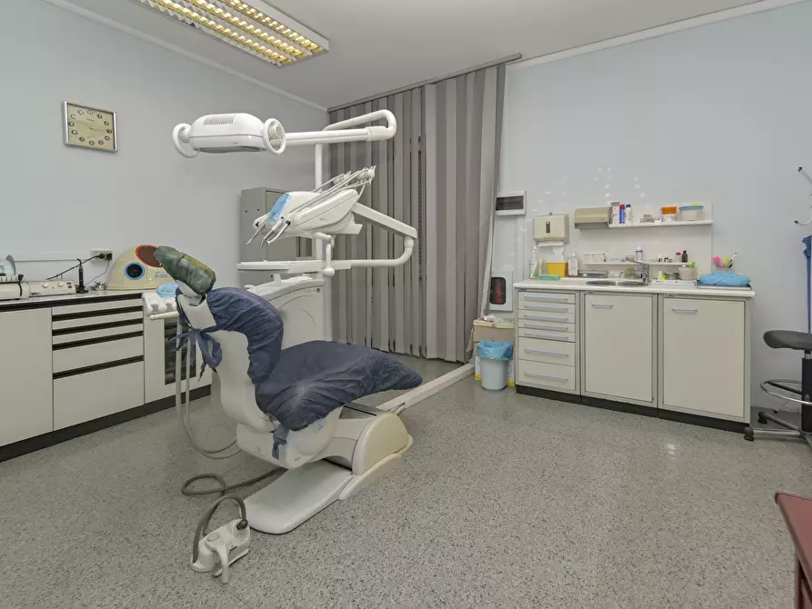 Immagine 13 di Ufficio in vendita  in Corso Monte Cucco 85 a Torino