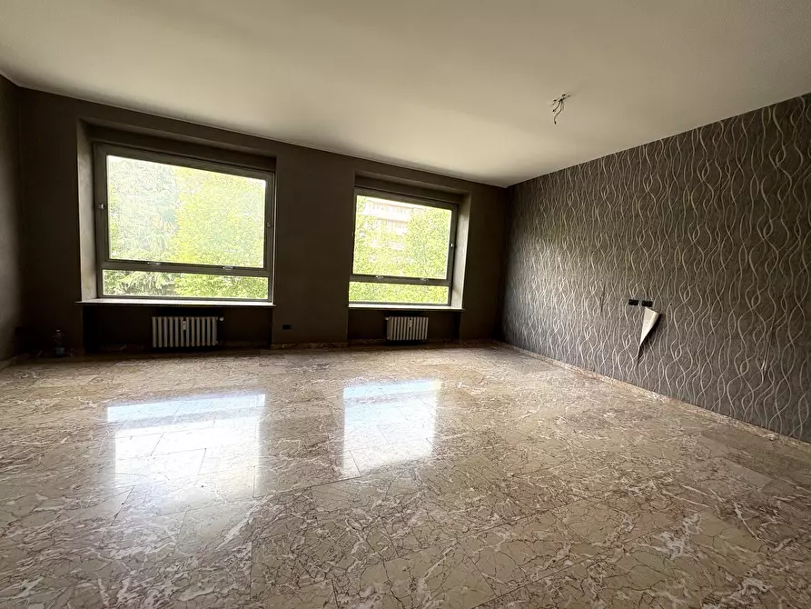 Immagine 2 di Quadrilocale in vendita  in Corso Monte Cucco 73 a Torino