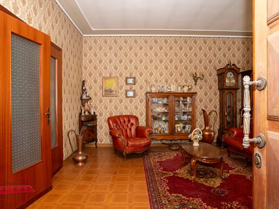 Immagine 37 di Villa in vendita  in via rossini 5 a San Damiano D'asti