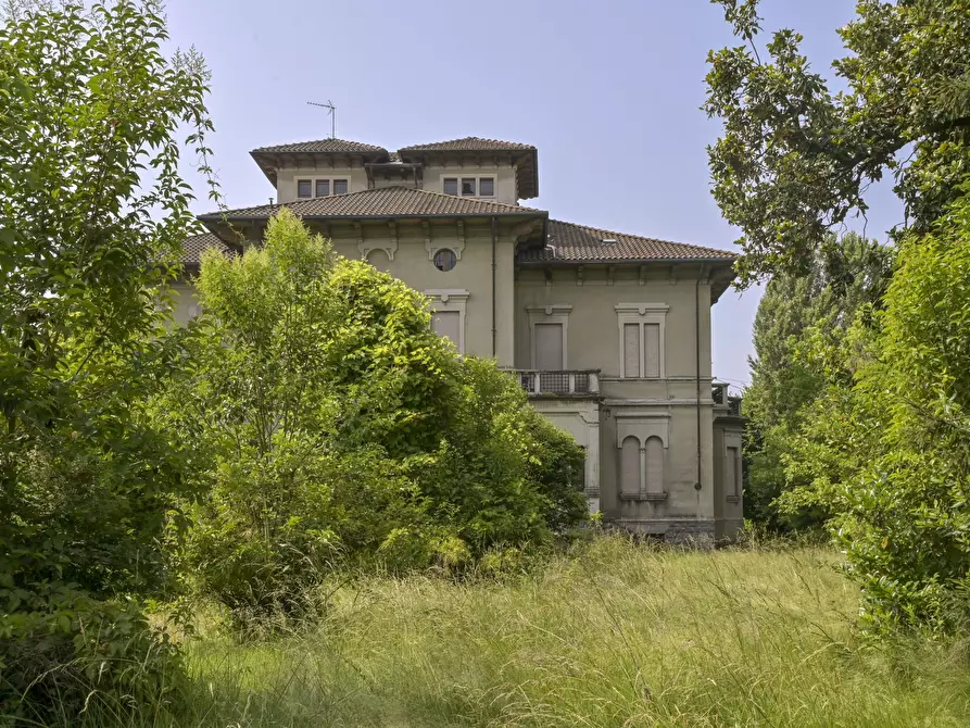 Immagine 10 di Villa in vendita  in Via Martiri della Libertà 168 a Cossato