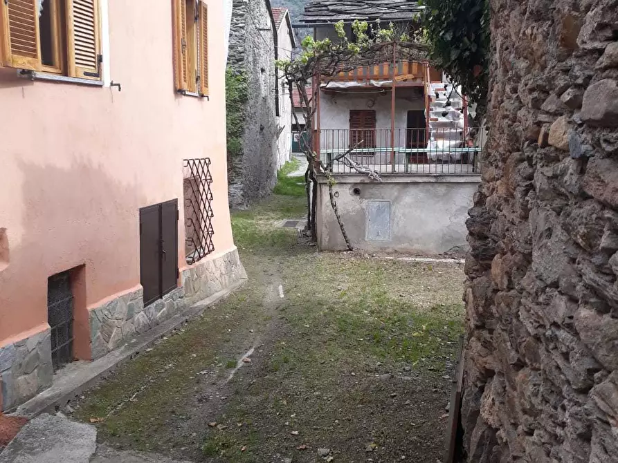 Immagine 19 di Rustico / casale in vendita  in Borgata Coldimosso 42 a Susa