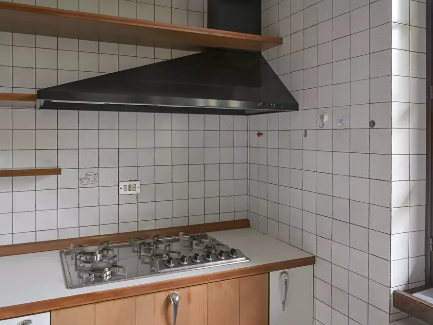 Immagine 83 di Villa in vendita  in Via Loreto 86 a Lanzo Torinese