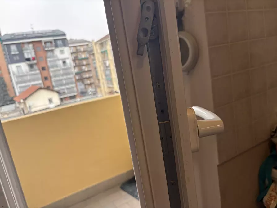 Immagine 8 di Quadrilocale in vendita  in Via Sommariva 21 a Torino