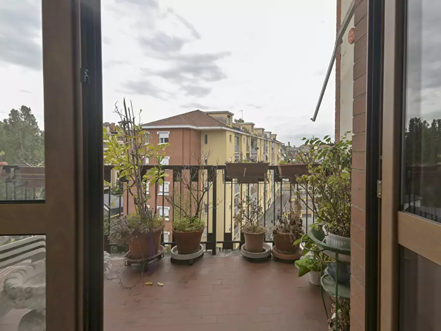 Immagine 12 di Quadrilocale in vendita  in Via Nicomede Bianchi 102 a Torino