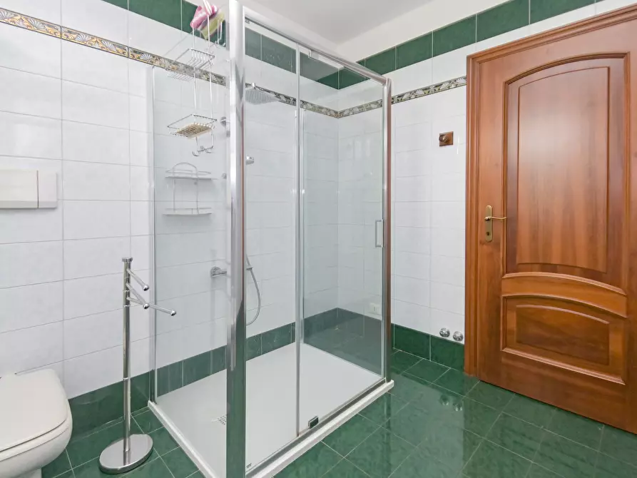 Immagine 47 di Villa in vendita  in Via Loreto 86 a Lanzo Torinese