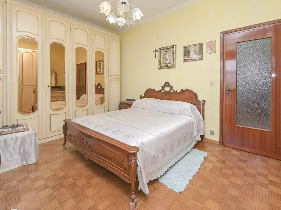 Immagine 31 di Casa bifamiliare in vendita  in Via Settimo 80 a Leini