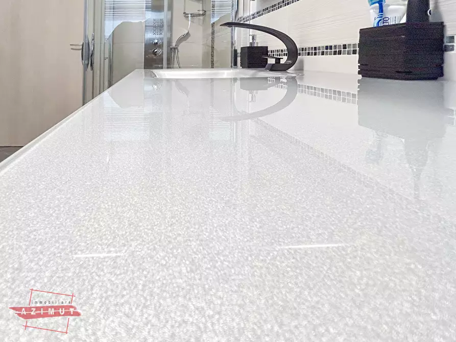 Immagine 17 di Quadrilocale in vendita  in viale fabrizio de andrè 49 a Grugliasco