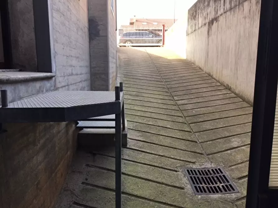 Immagine 13 di Ufficio in vendita  in Via XX Settembre 2020 a Beinasco