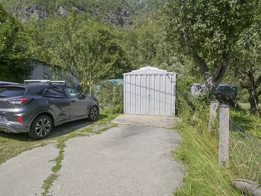 Immagine 23 di Pentalocale in vendita  in via torino 4 a Lemie