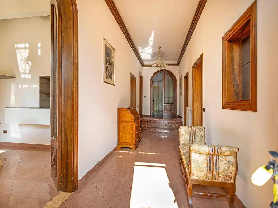 Immagine 7 di Villa in vendita  a Pisa