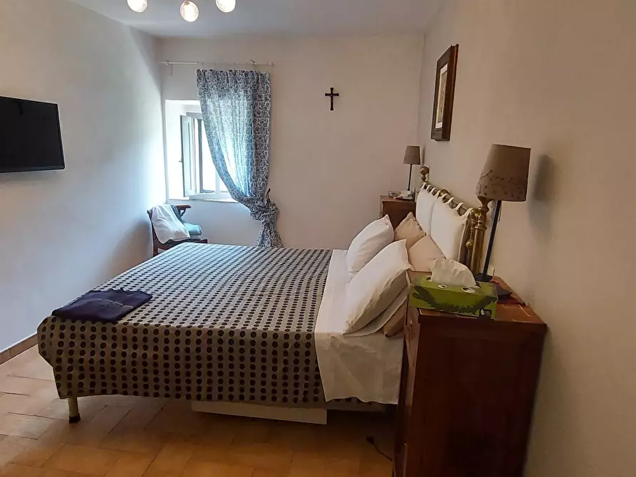 Immagine 26 di Casa indipendente in vendita  a Todi