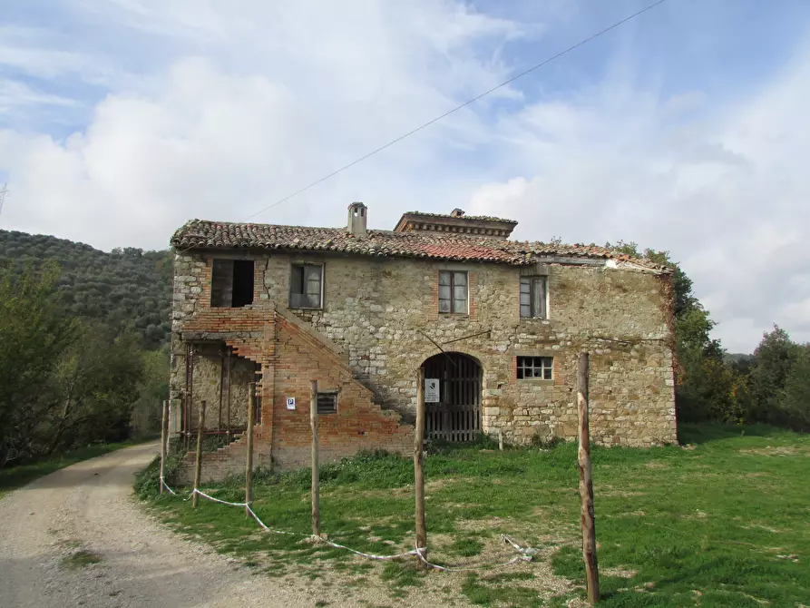 Immagine 28 di Rustico / casale in vendita  a Todi