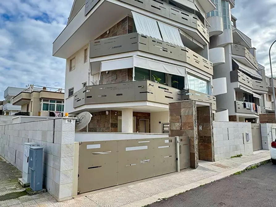 Immagine 18 di Trilocale in vendita  in via don minzoni a Monopoli