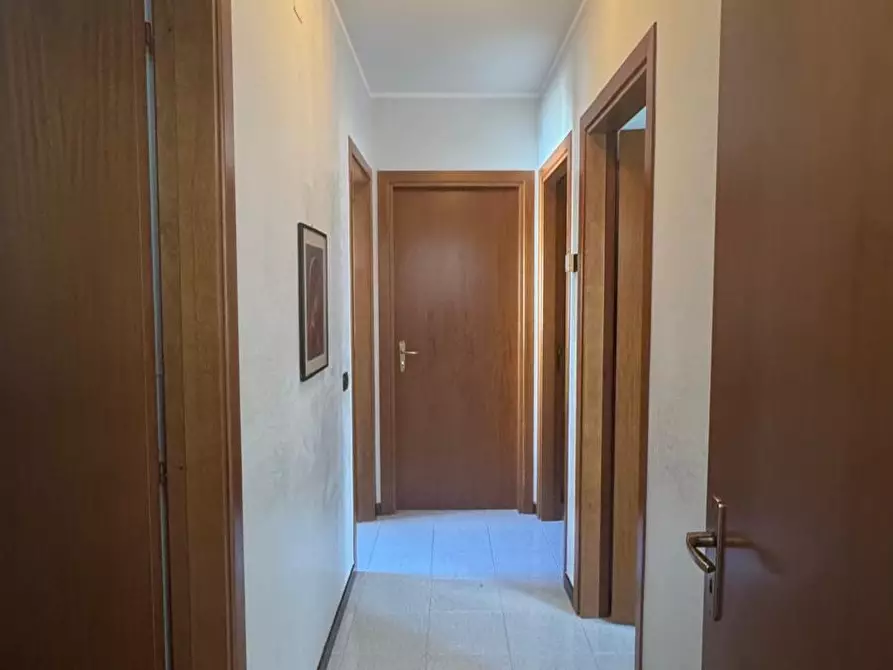 Immagine 9 di Quadrilocale in vendita  in Via San Marco a Monopoli