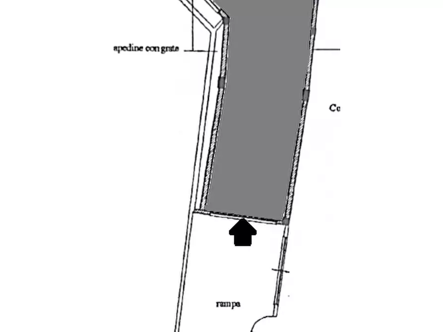Immagine 1 di Garage in vendita  in via vittorio veneto a Monopoli