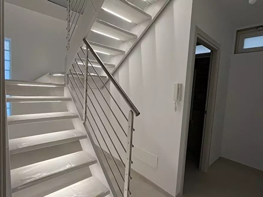 Immagine 12 di Quadrilocale in vendita  in Via Alcide de Gasperi a Monopoli