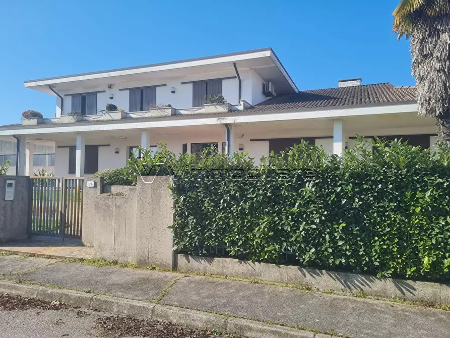 Immagine 10 di Attività artigianale in affitto  in via dell'artigiano 1 a Ponso