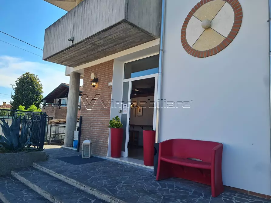 Immagine 3 di Pizzeria / Pub in vendita  in Via Monte Grappa 1 a Albettone