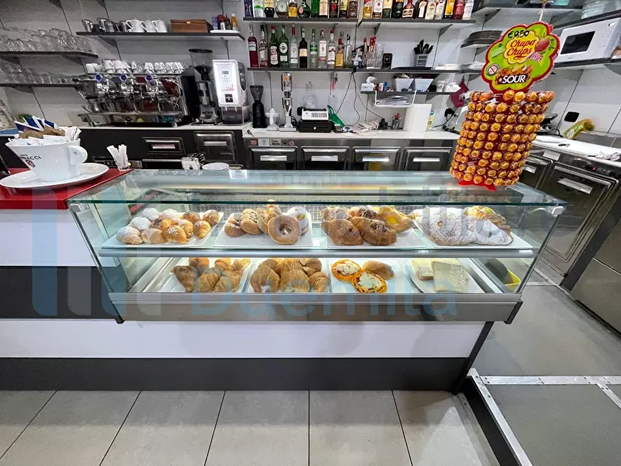 Immagine 4 di Bar / Ristorante in vendita  a Bologna