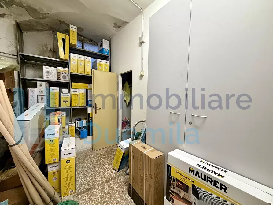 Immagine 19 di Attività commerciale in vendita  a Bologna