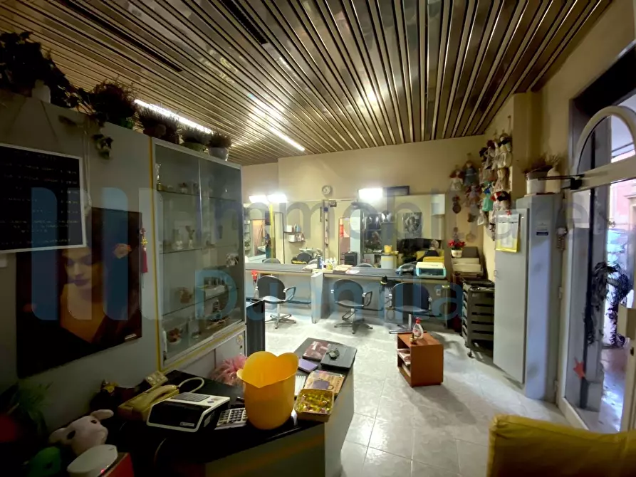 Immagine 4 di Attività artigianale in vendita  a Bologna