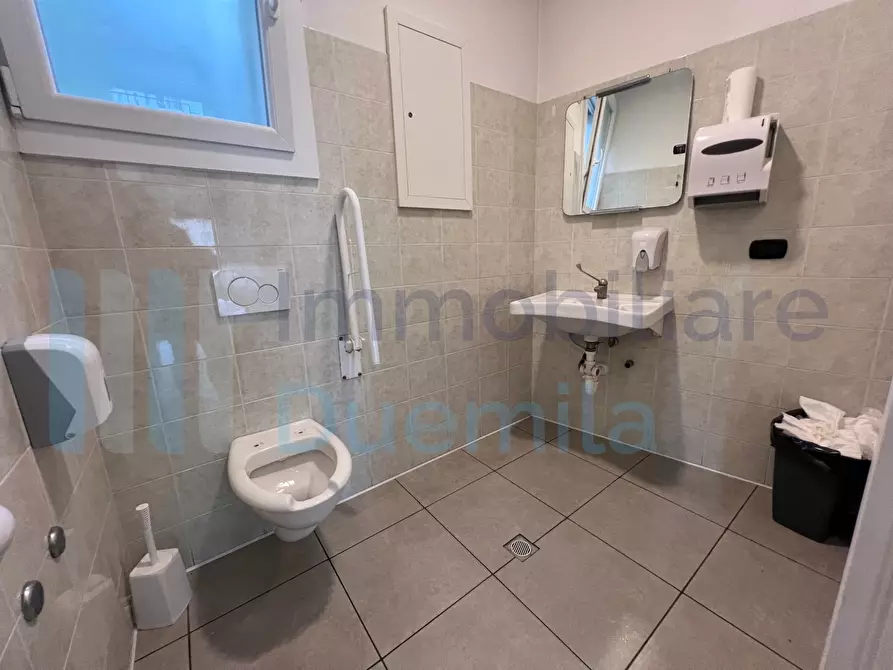 Immagine 21 di Bar / Ristorante in vendita  a Bologna