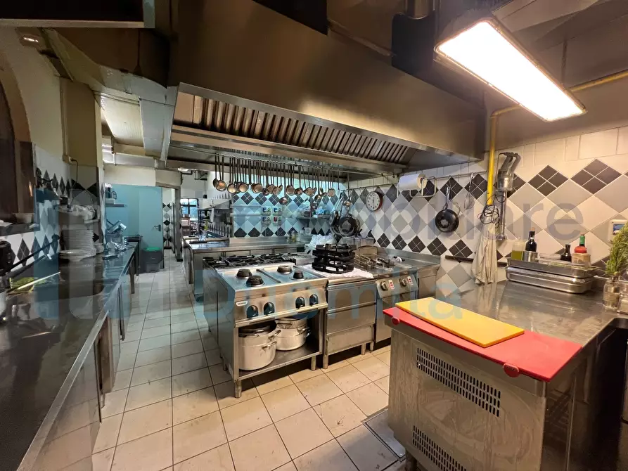 Immagine 29 di Bar / Ristorante in vendita  a Bologna