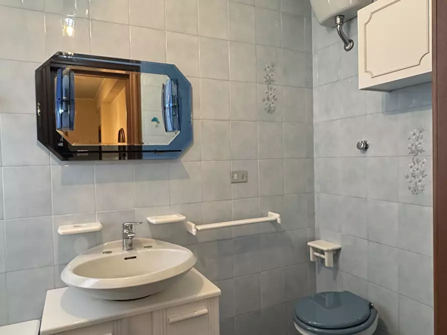 Immagine 16 di Trilocale in vendita  in Via Privata Istria a Savona