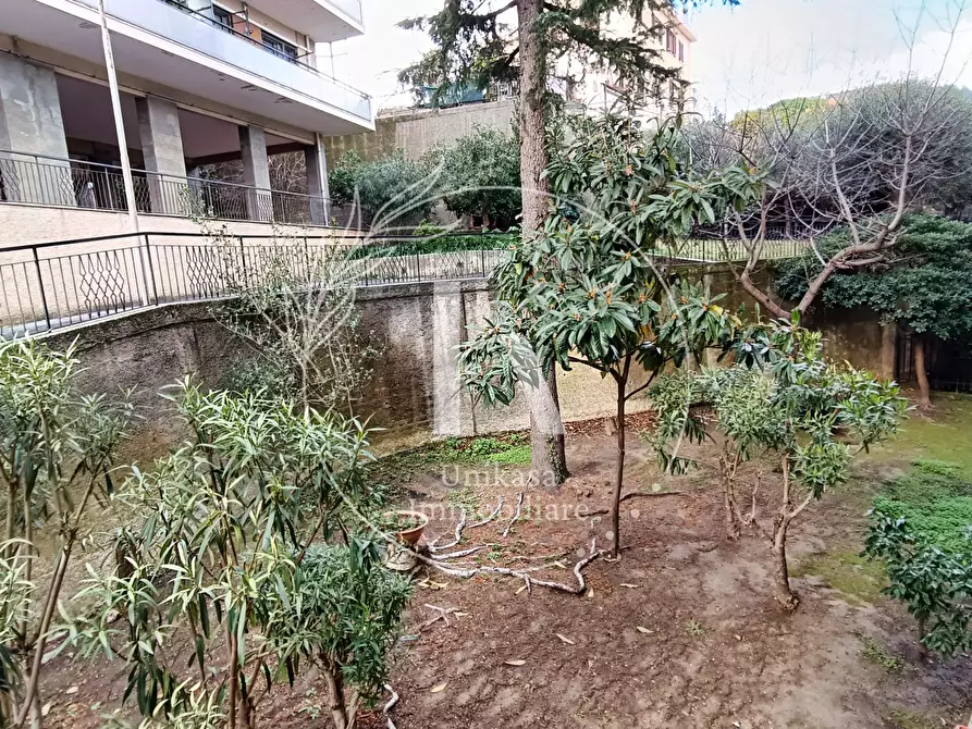 Immagine 31 di Quadrilocale in vendita  in Via Clelia Corradini a Savona