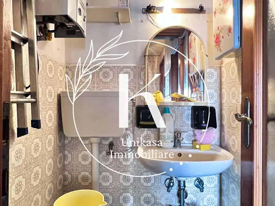 Immagine 39 di Pentalocale in vendita  in Via Angelo Visca a Savona