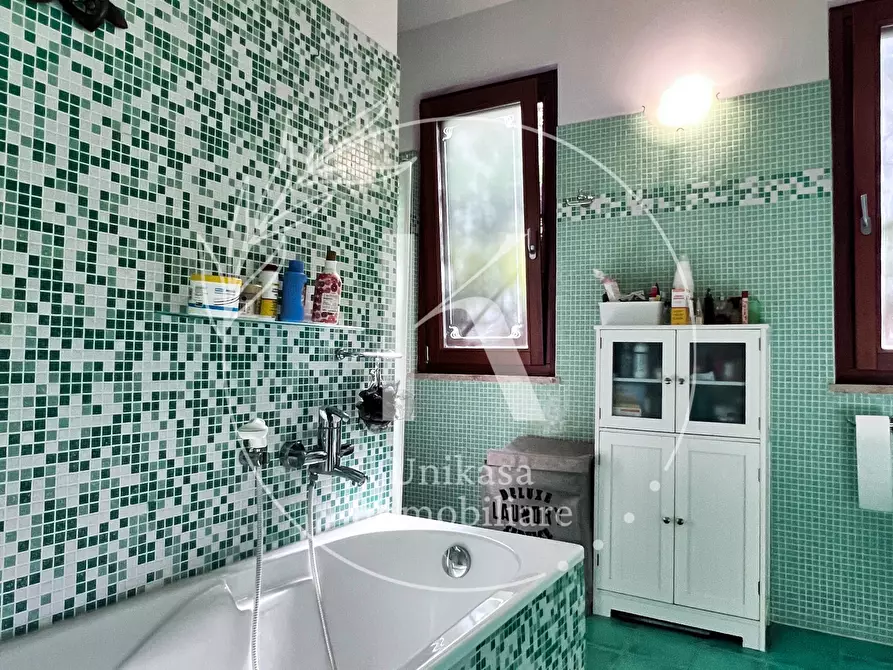 Immagine 43 di Villa in vendita  in Via per Calice a Finale Ligure