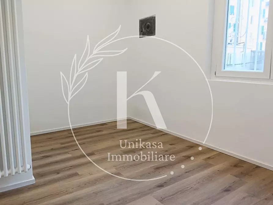 Immagine 17 di Trilocale in vendita  in Piazza Guglielmo Marconi a Savona