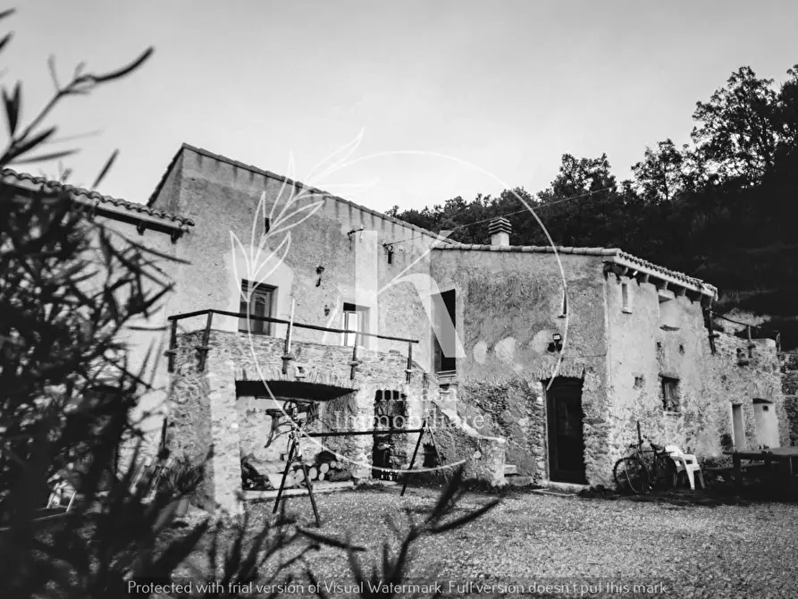 Immagine 11 di Rustico / casale in vendita  in Orco Feglino a Orco Feglino