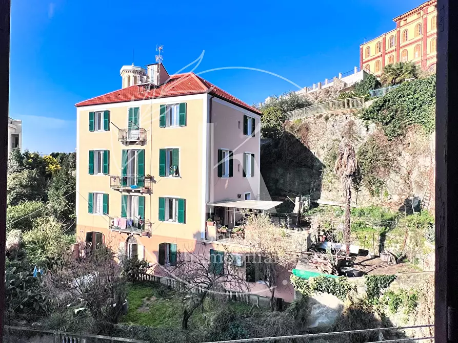 Immagine 30 di Pentalocale in vendita  in Via Santorre di Santarosa a Savona