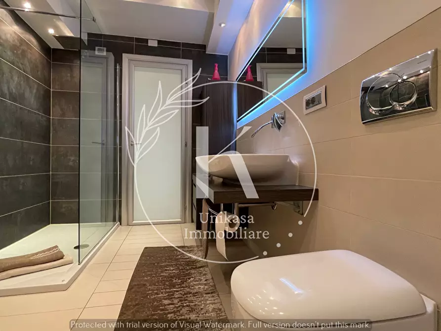 Immagine 57 di Attico in vendita  in Via Paleocapa a Savona