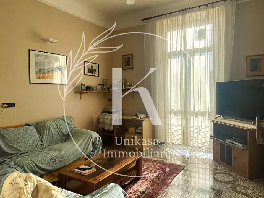 Immagine 21 di Quadrilocale in vendita  in Via Anton Giulio Barrili a Savona