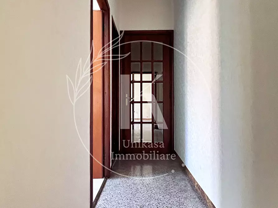 Immagine 23 di Quadrilocale in vendita  in Via Giuseppe Parini 14 a Vado Ligure