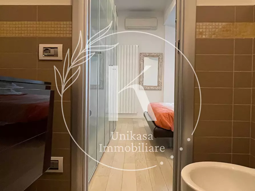 Immagine 53 di Attico in vendita  in Via Paleocapa a Savona