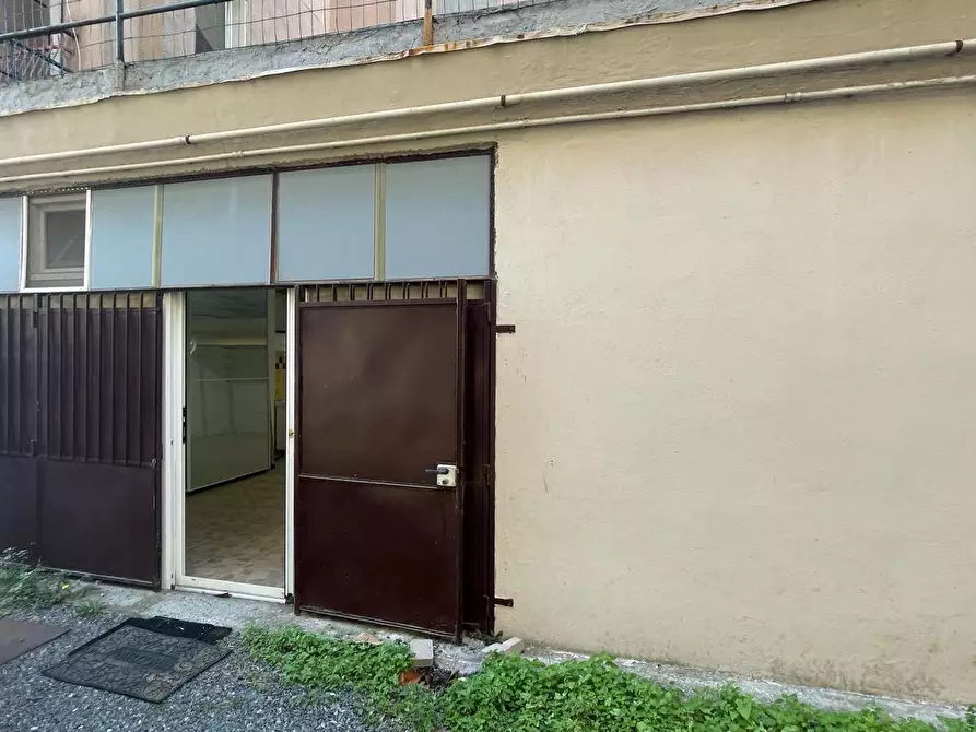 Immagine 2 di Garage in vendita  in Via Privata Olivetta a Savona